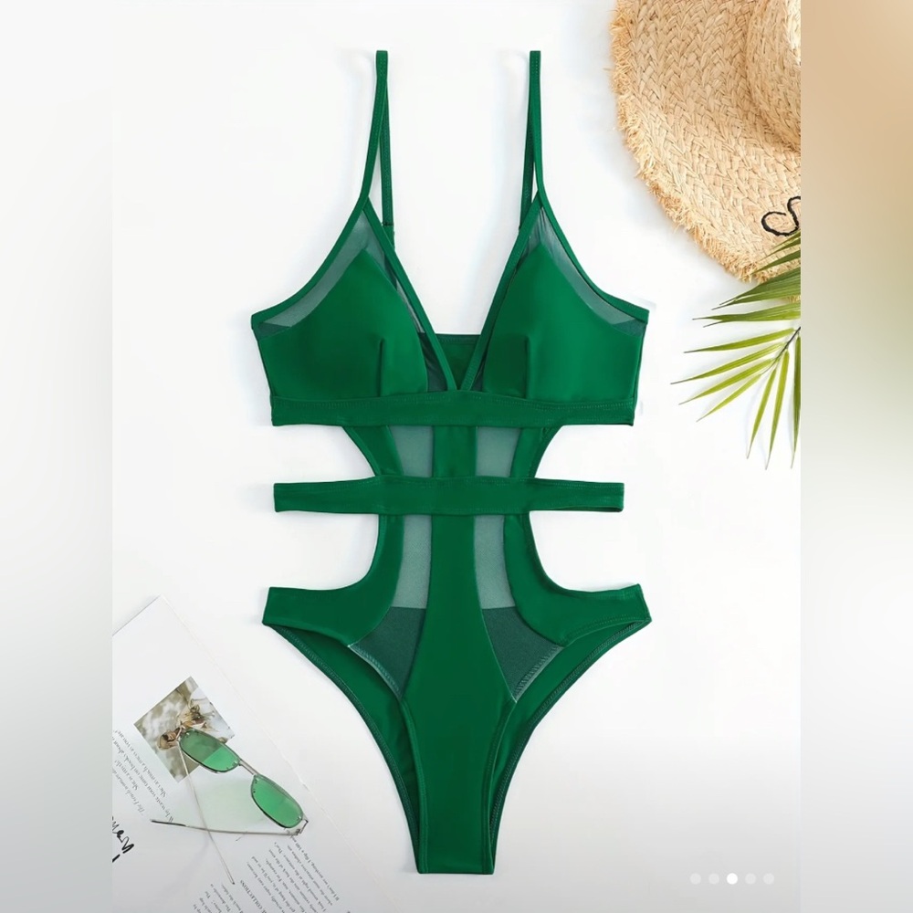 NWOT High Cut Swimsuit Sz L Cutout High Leg Green Mesh Sexy Resortwear Beachy